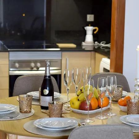 Design Equipped Apartment *