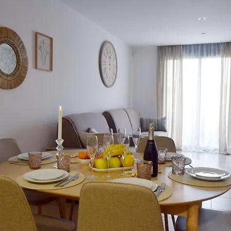 Lägenhet Spacious Cozy Apartment In Central Lloret De Mar *