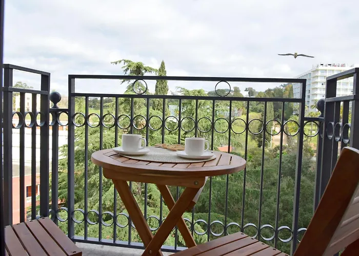 Апартаменти Design Equipped *