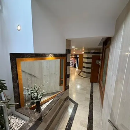 Spacious Cozy In